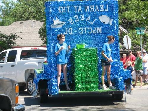 A parade in Detroit Lakes in 2009